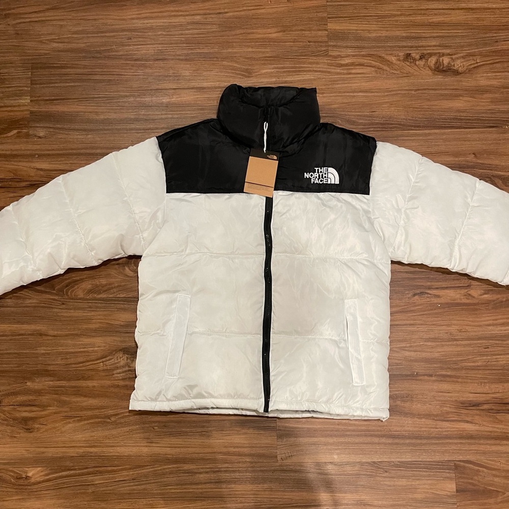 Vintage The North Face 700Black and White Puffer Jacket
